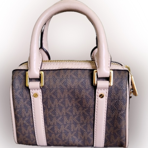 EUC Michael Kors Bedford Legacy Mini - Picture 3 of 10